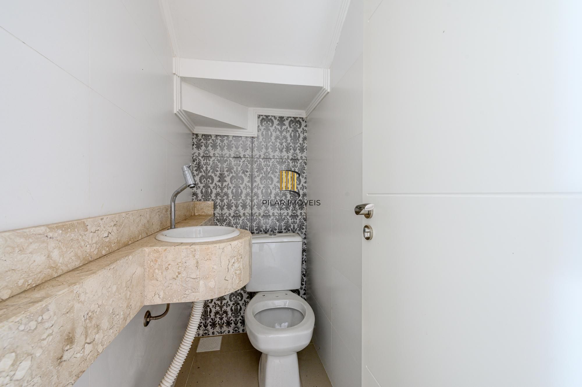 Casa de Condomínio 3 dormitórios no bairro Tristeza