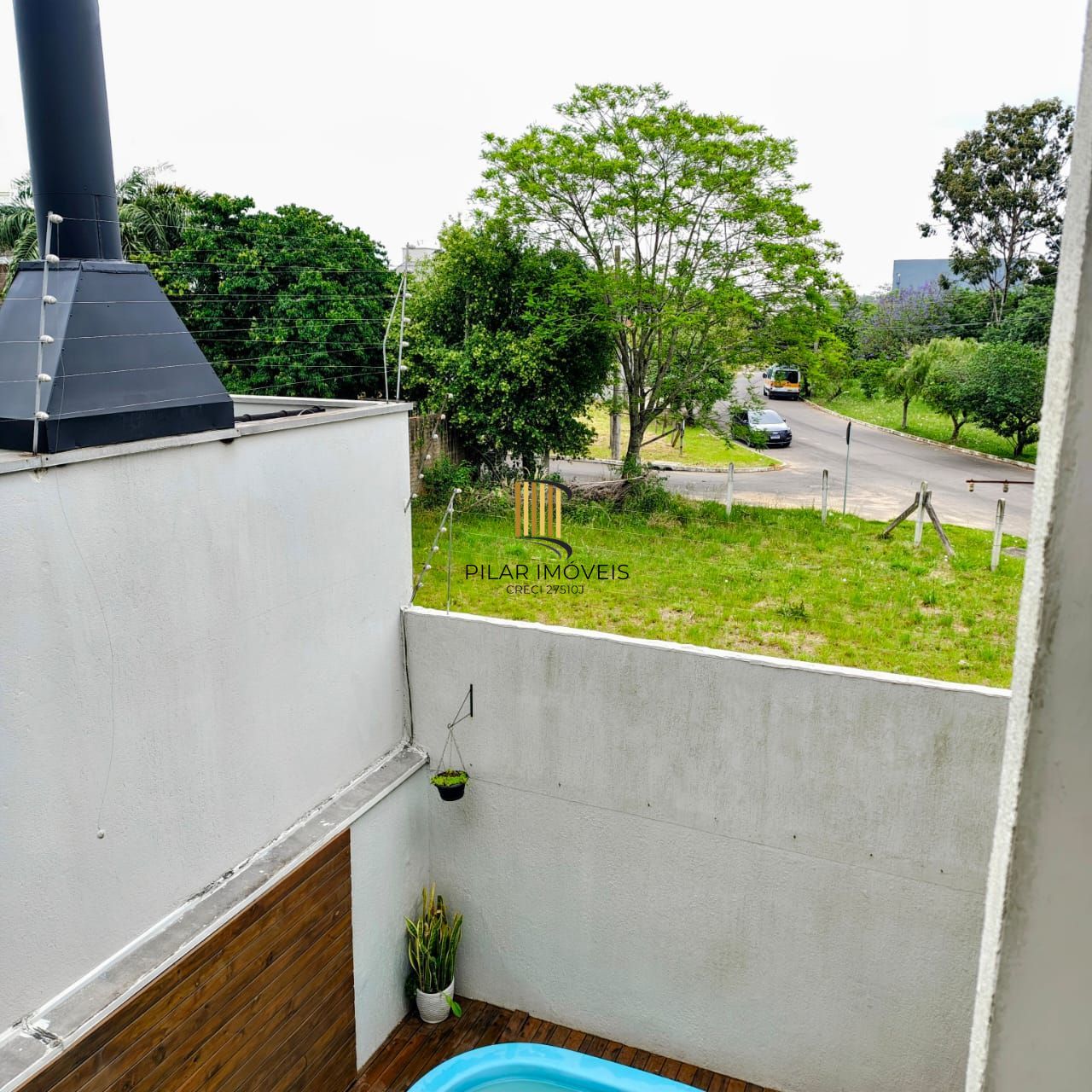 Casa sobrado no bairro Mont Serrat em Canoas