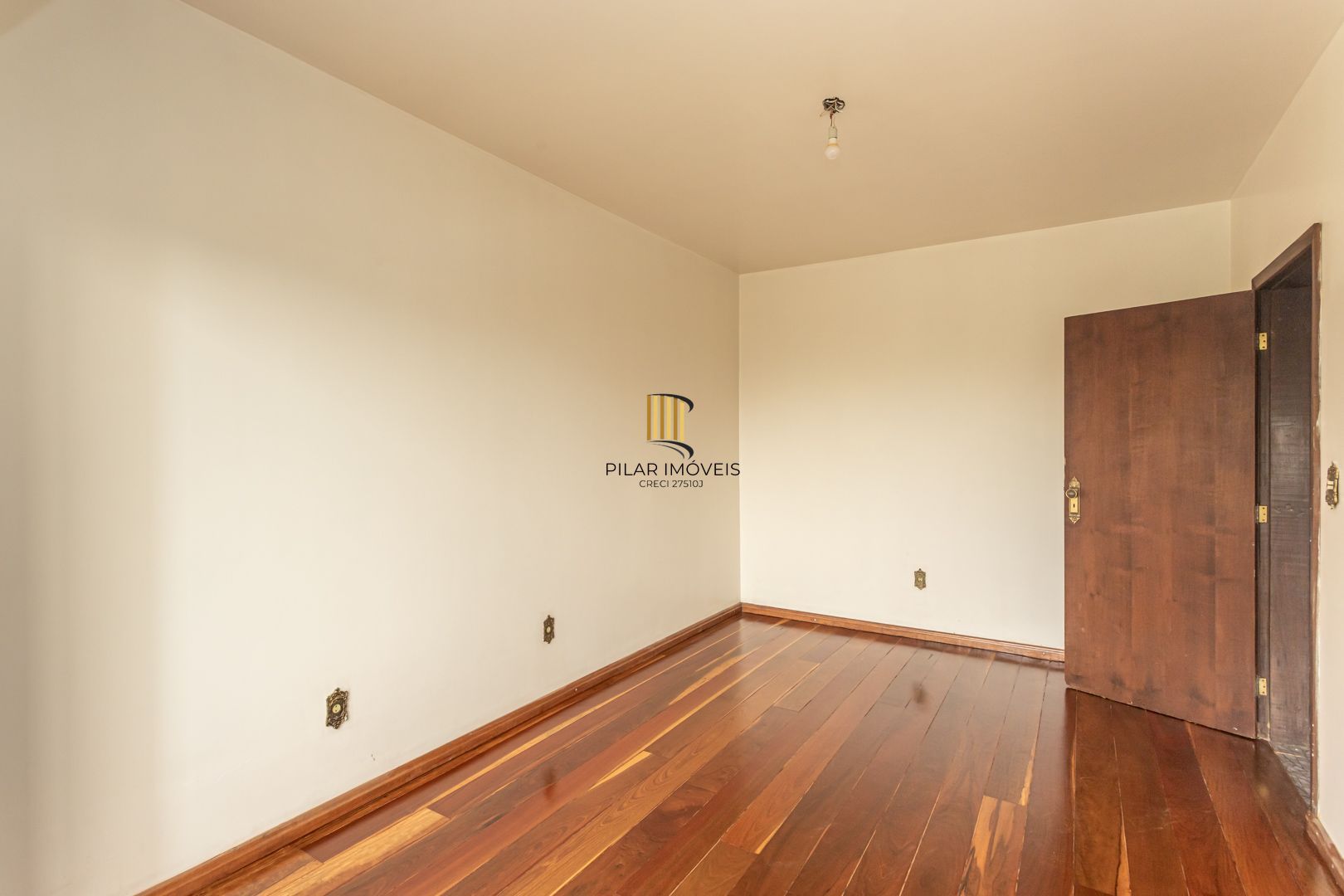 Prédio Comercial no Cristo Redentor com 2 apartamentos individuais