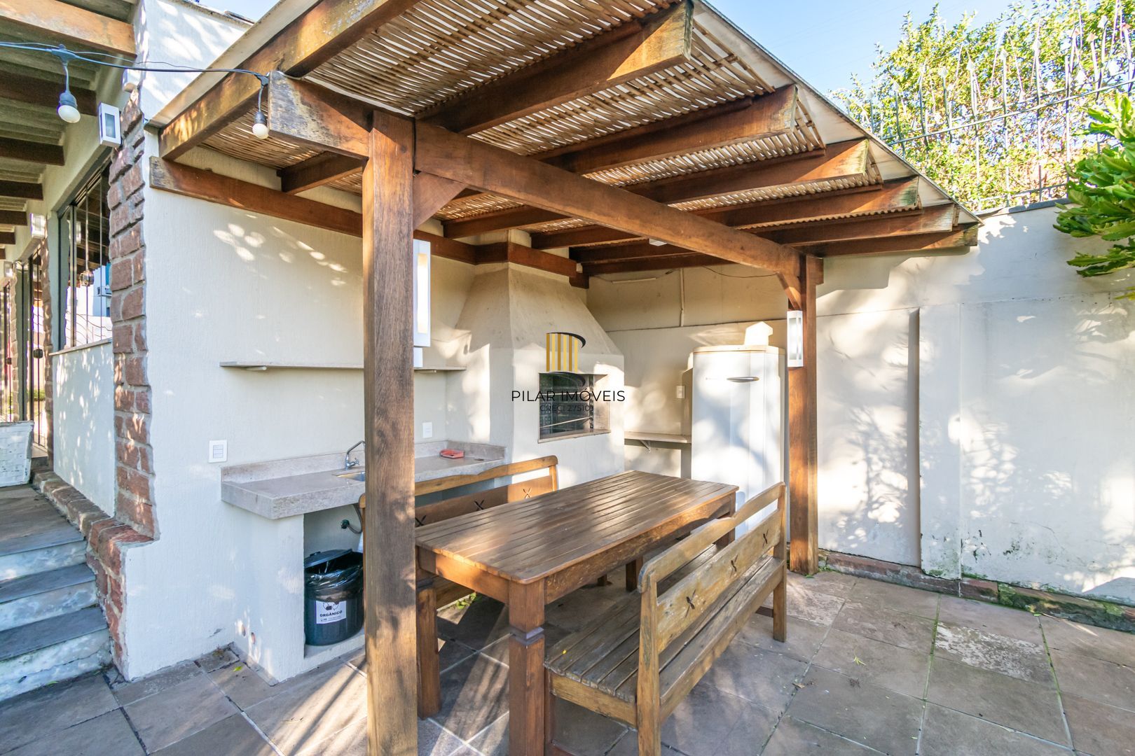 OCASIÃO 3 dormitórios, suíte e vaga, 106m² privativos, por R$ 400 mil