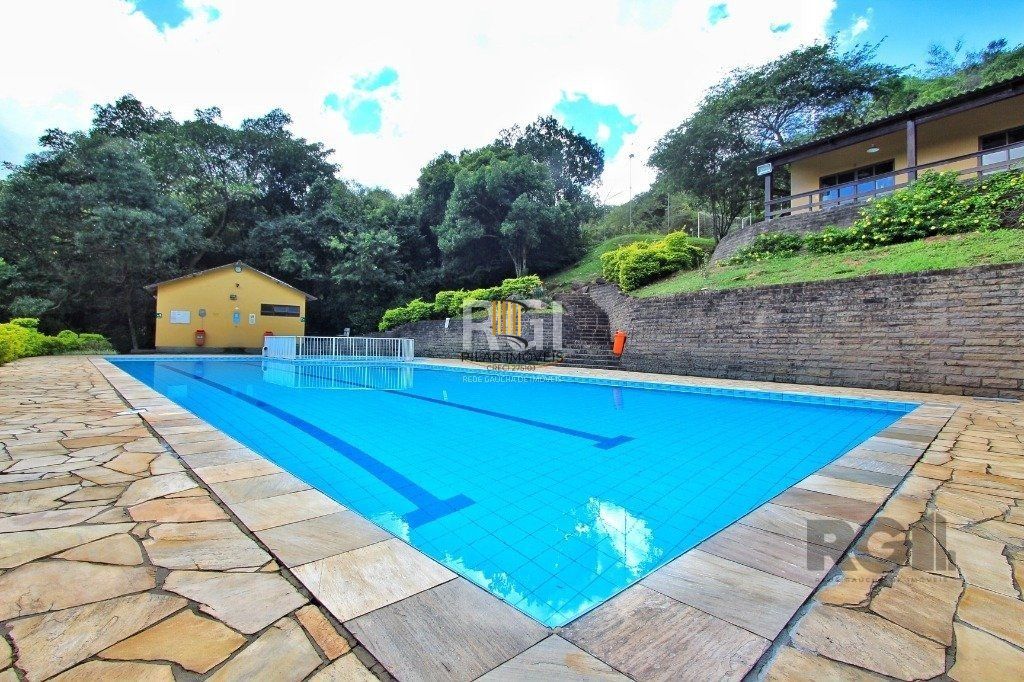 Apartamento no Nonoai de 2 dormitórios vaga e infra