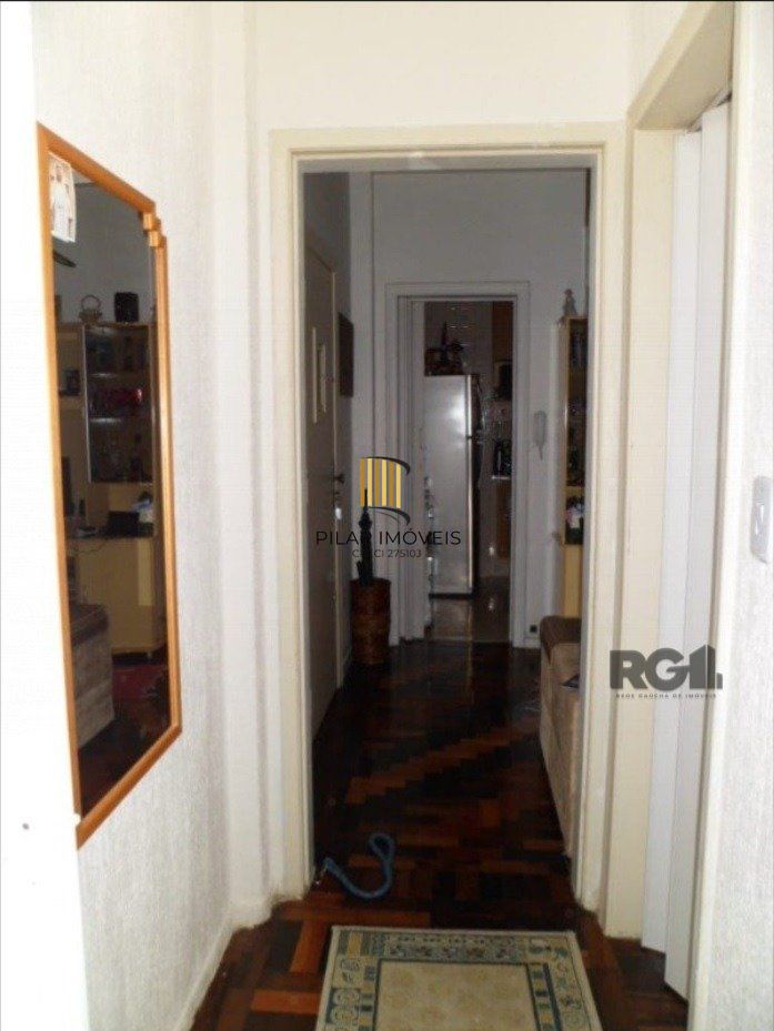 - Apartamento Térreo de 1 Dormitório com Pátio à Venda!