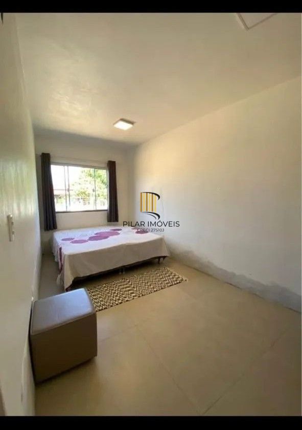 Casa 2 dormitórios no bairro Village