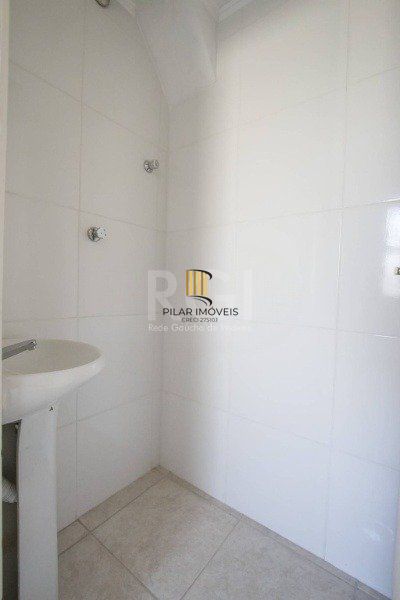 Conjunto / Sala comercial no Menino Deus