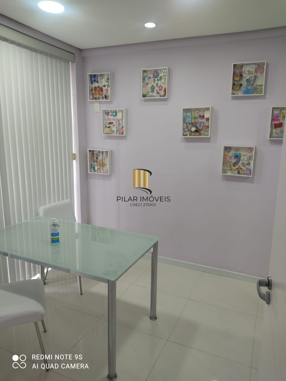 Sala Comercial 1 dormitório no bairro Floresta