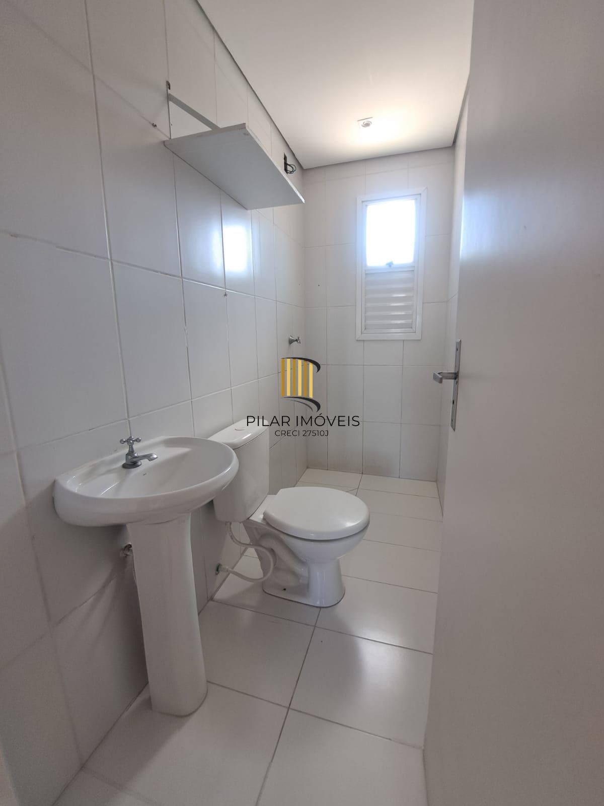 Sobrado 2 dormitórios no bairro Morada Gaúcha