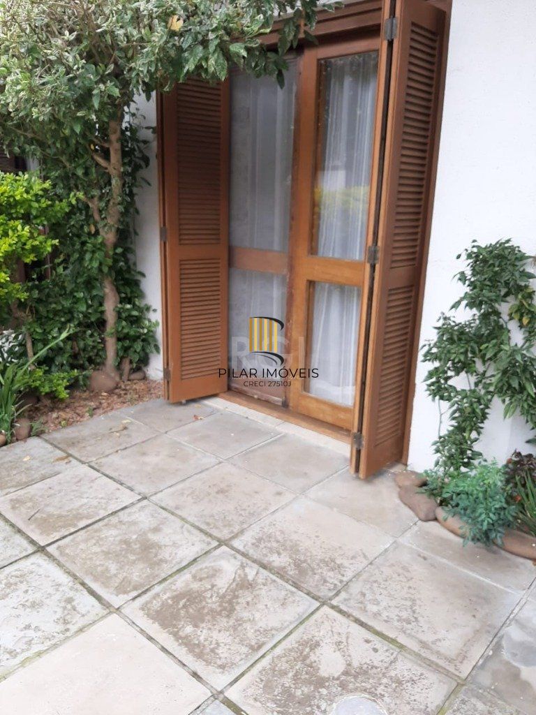 Casa Condominio para Venda - 129.58m², 3 dormitórios, sendo 1 suites, 4 vagas - Cavalhada