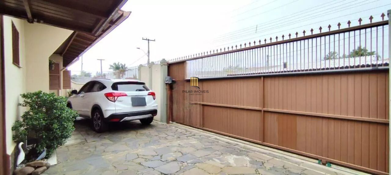 Casa 3 dormitórios no bairro Sumaré