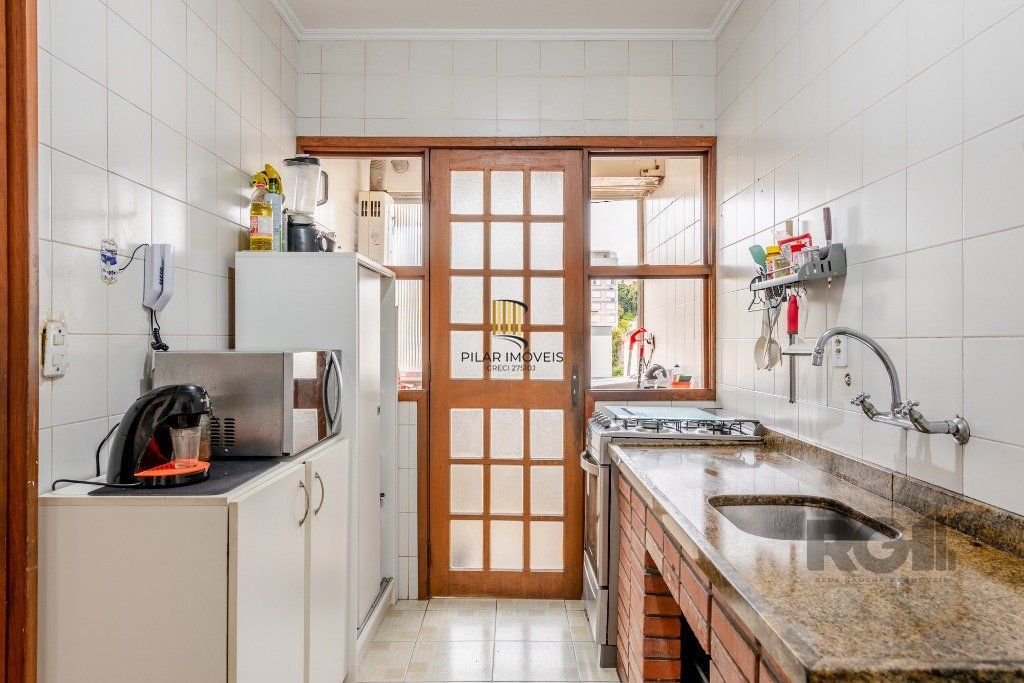 Cobertura no Cristo Redentor de 4 dormitórios e vaga DESOCUPADA