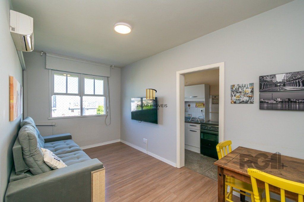 Apartamento 2 dormitórios no bairro Santo Antônio