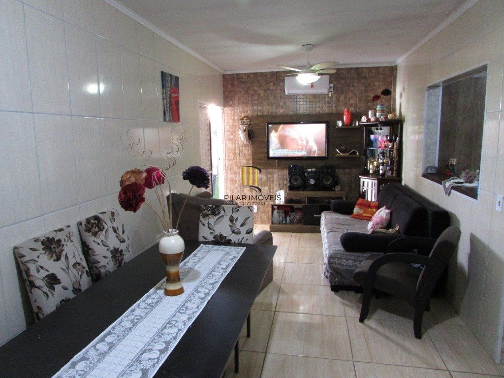 Casa para Venda - 150m², 3 dormitórios, 2 vagas - Santa Rosa de Lima