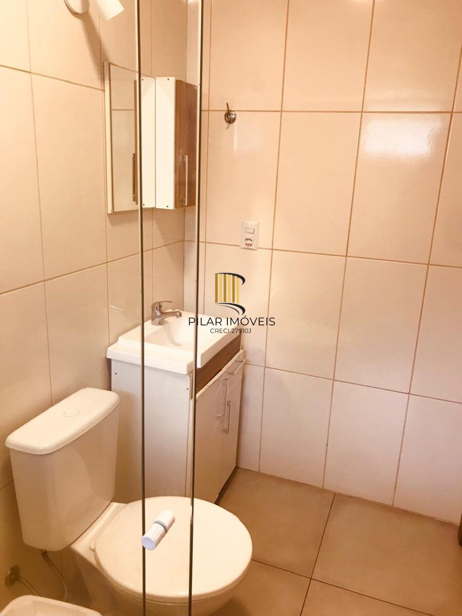 Casa em Canela no bairro Vila Maggi de 3 dormitórios