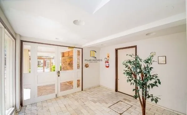 Apartamento no Passo D'areia de 1 dormitório e 2 vagas DESOCUPADO