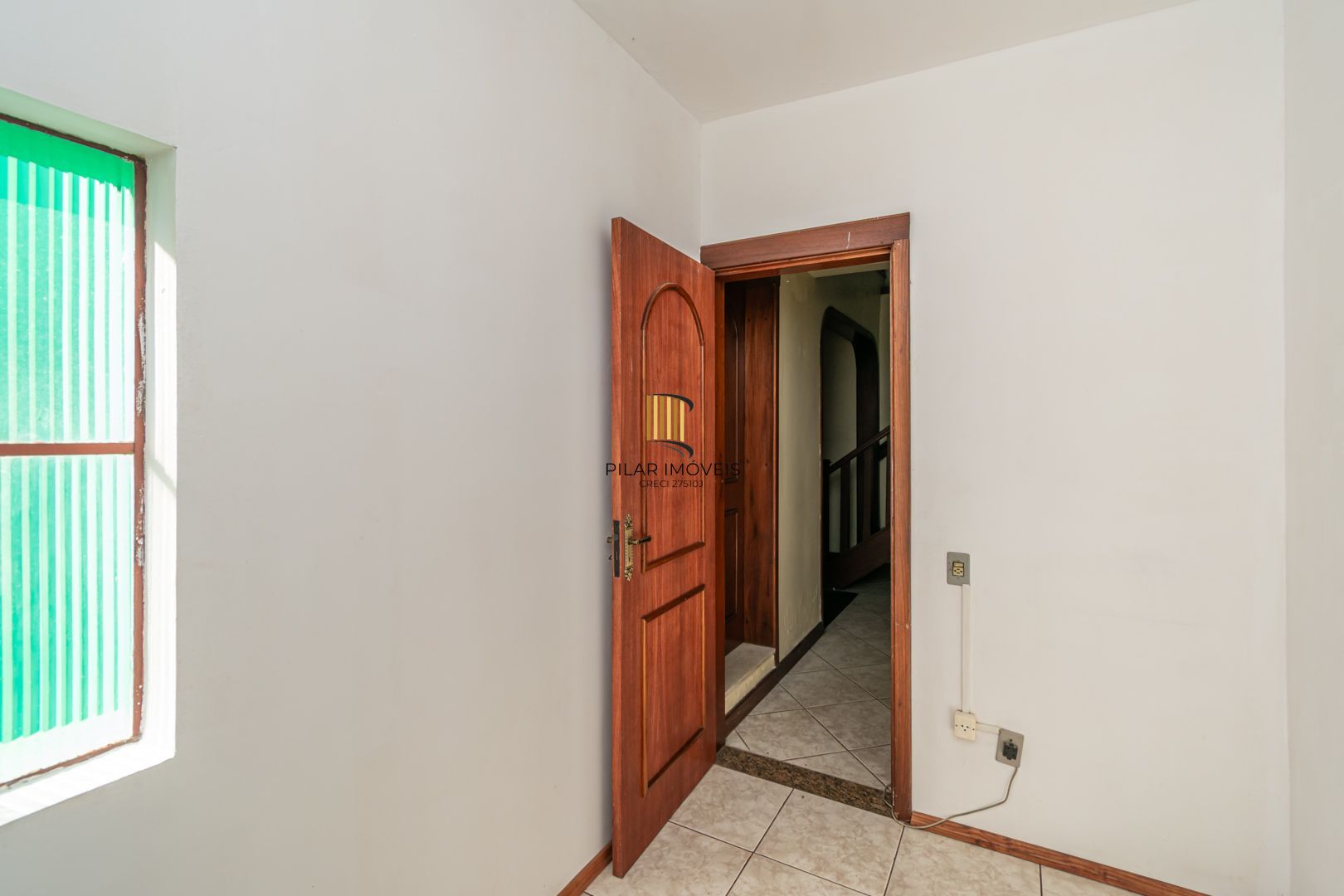 Casa 5 dormitórios no bairro Jardim Sabará