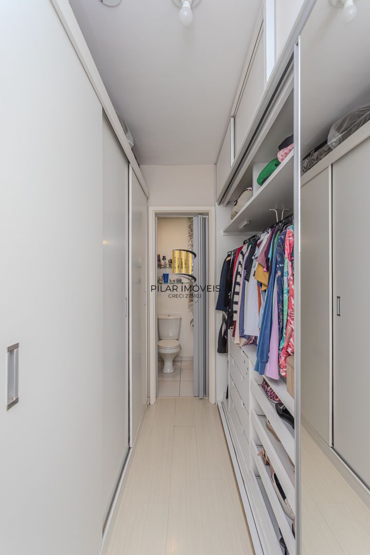 Apartamento diferenciado no bairro Nonoai de 3 dormitórios 2 vagas e infra