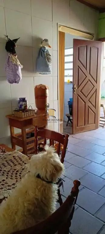 Casa 3 dormitórios no bairro Jardim Algarve