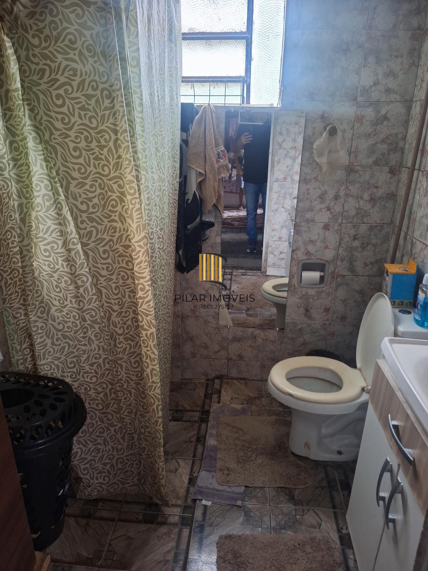 Casa 4 dormitórios no bairro Itacolomi