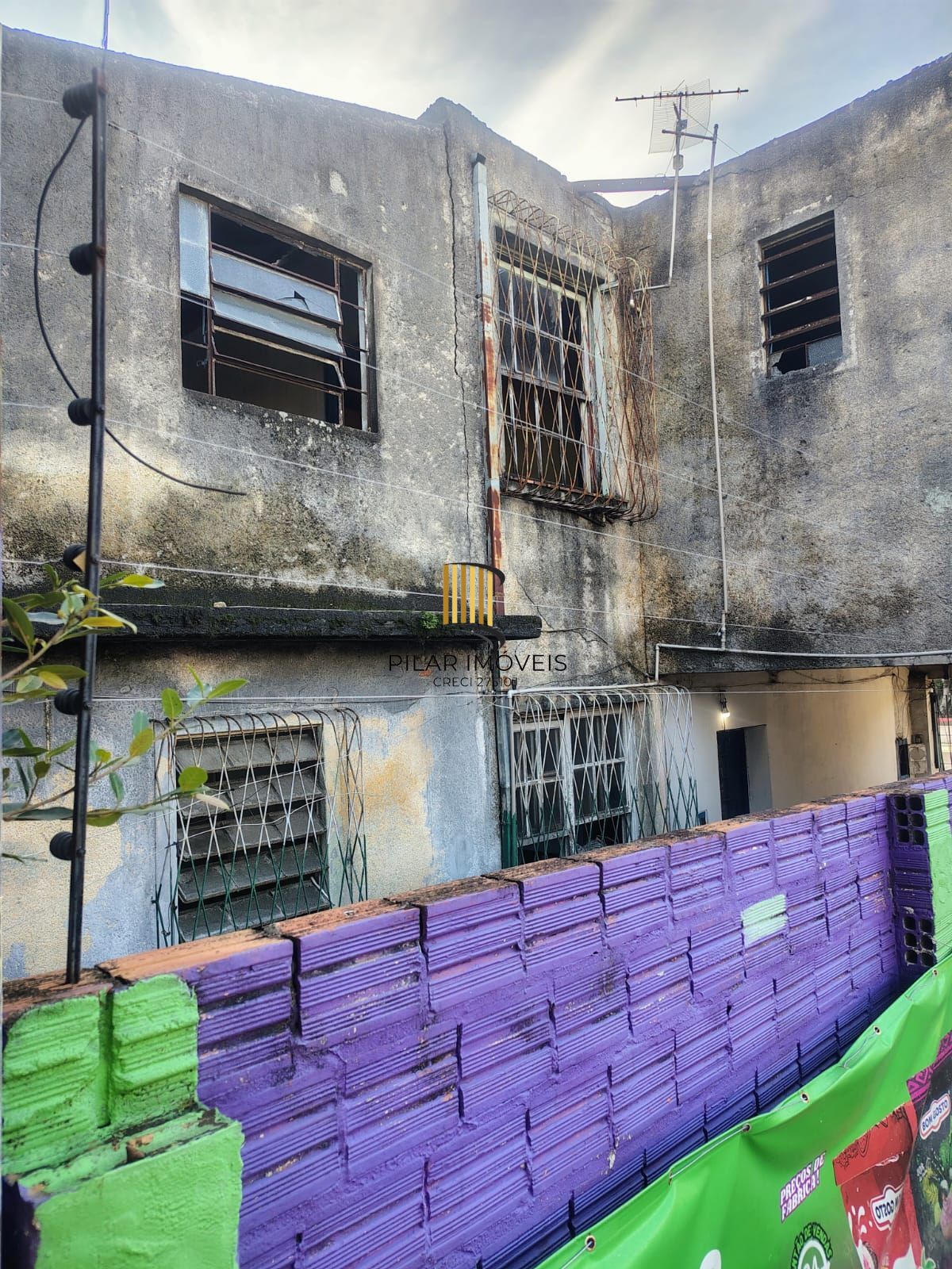 Casa e terreno no Partenon