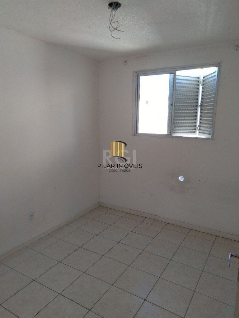Apartamento para Venda - 38m², 2 dormitórios, 1 vaga - Rubem Berta