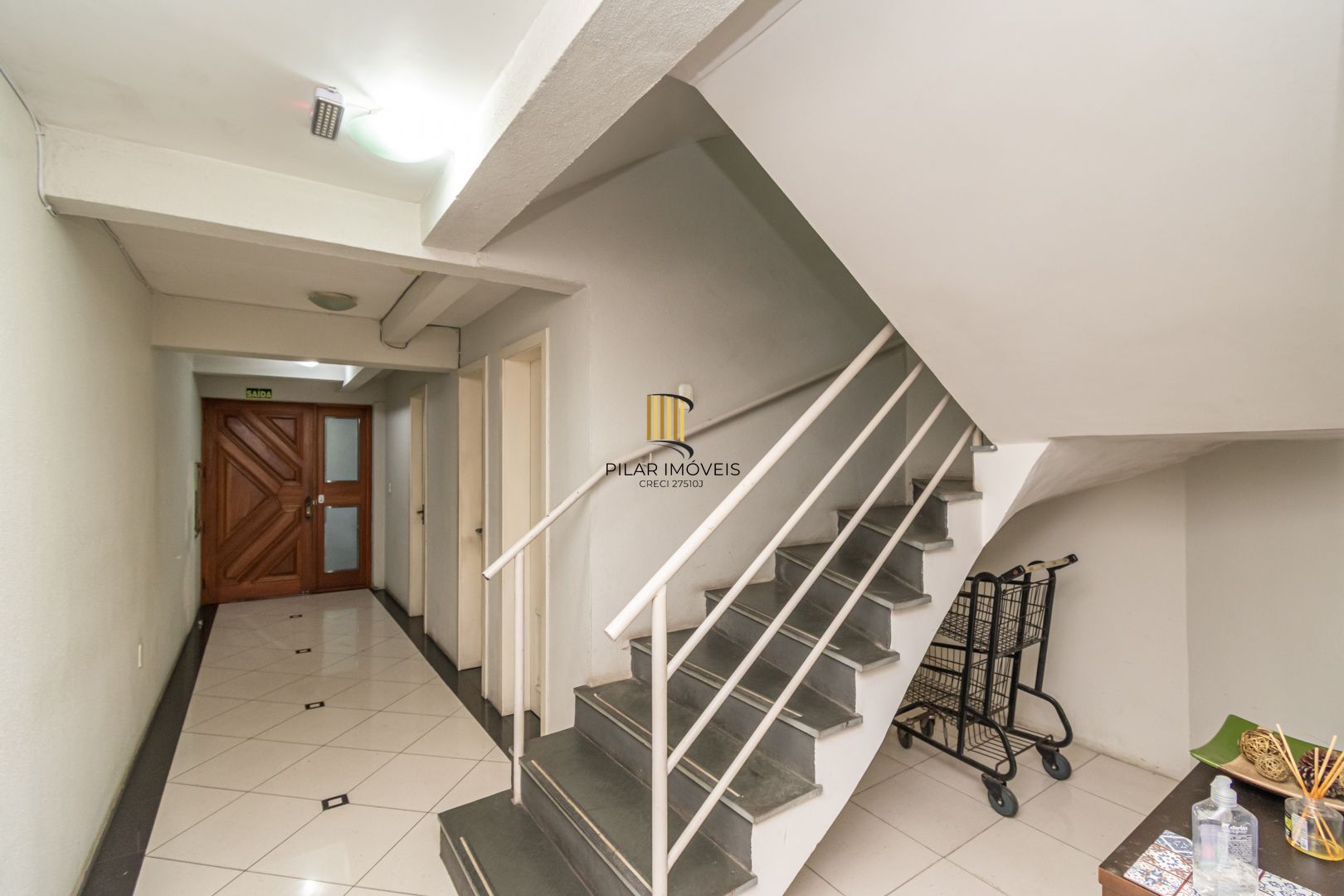 Apartamento no bairro Higienópolis de 3 dormitórios e 2 vagas