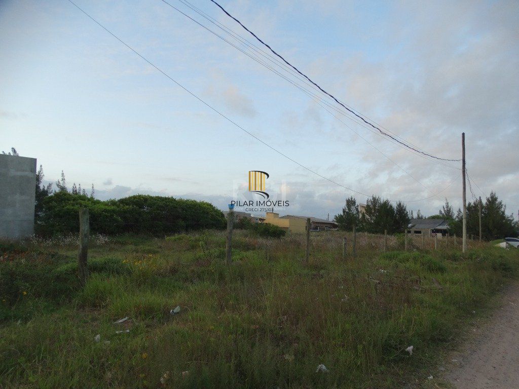 Terreno em Capão Novo com 300m² a 2 quadras do mar