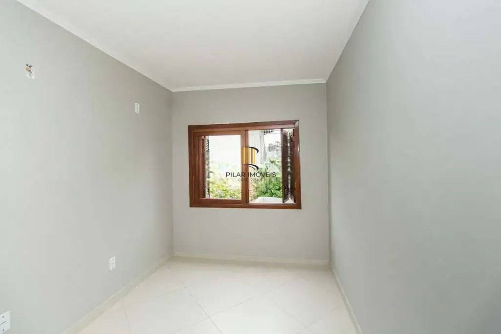 Casa 3 dormitórios no bairro Mário Quintana