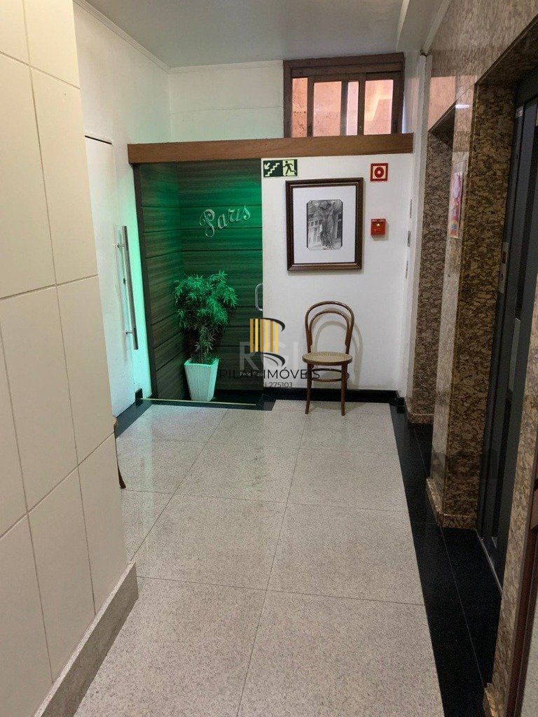 Apartamento no Centro de 3 dormitórios andar alto