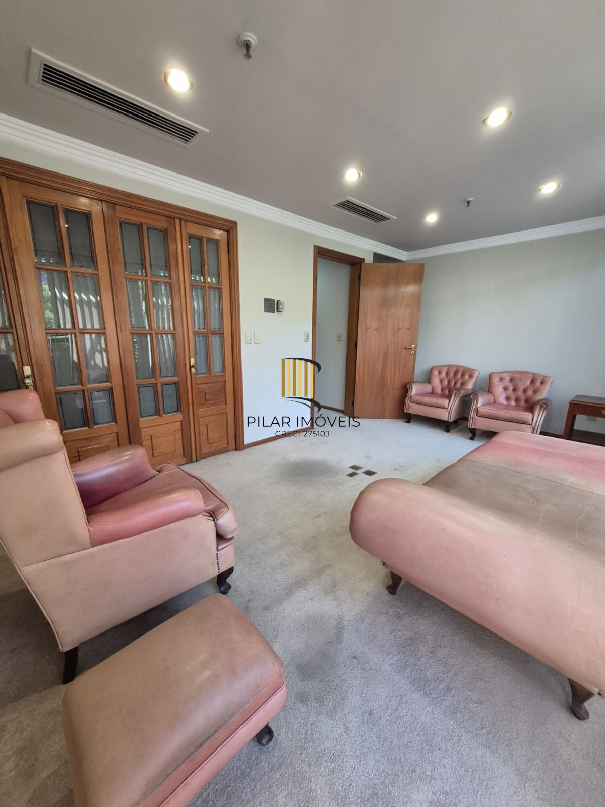 Sala comercial com vaga de garagem