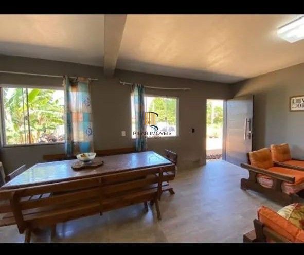 Casa 2 dormitórios no bairro Village