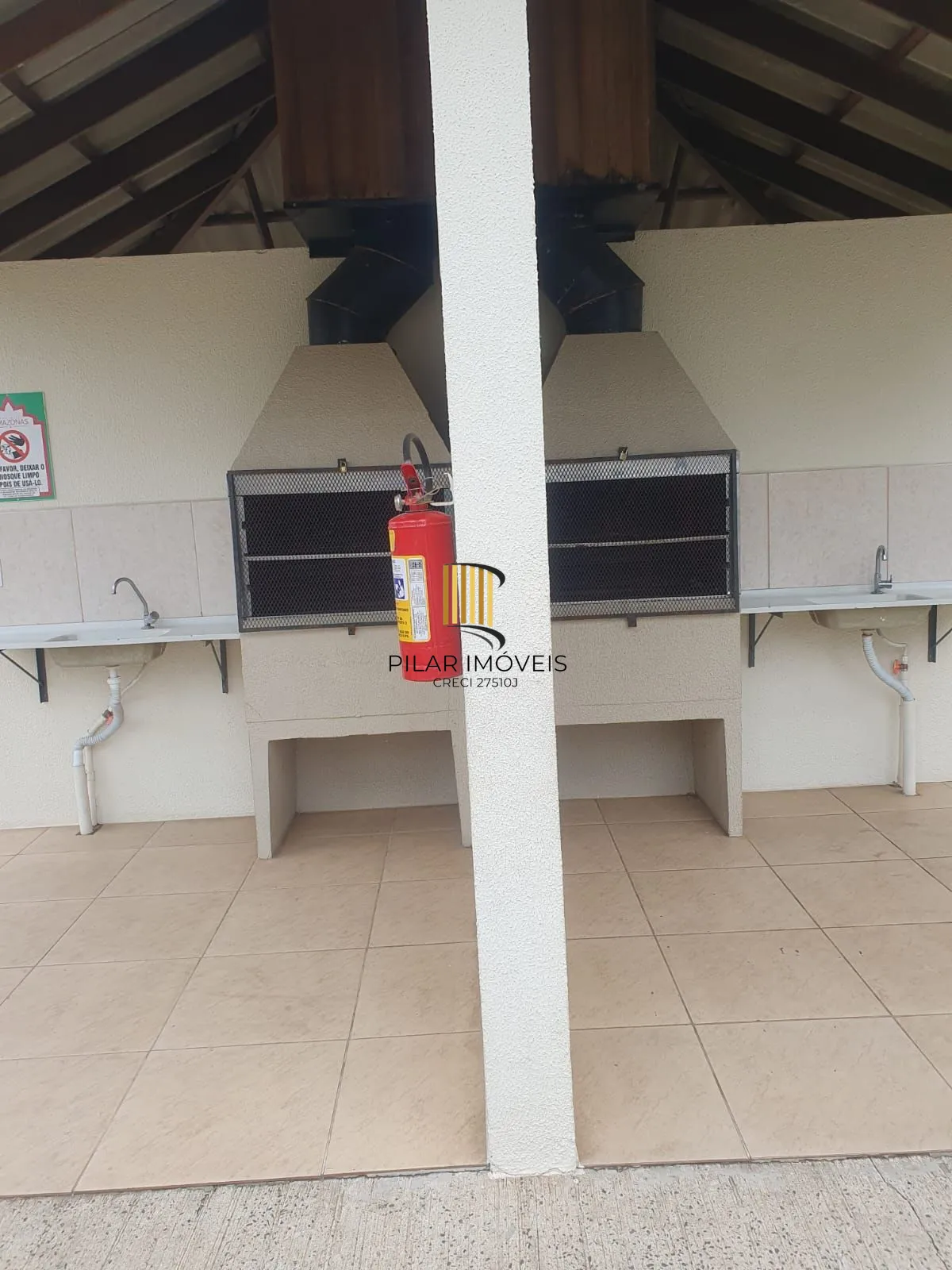 Apartamento 2 dormitórios no bairro Jardim Betânia