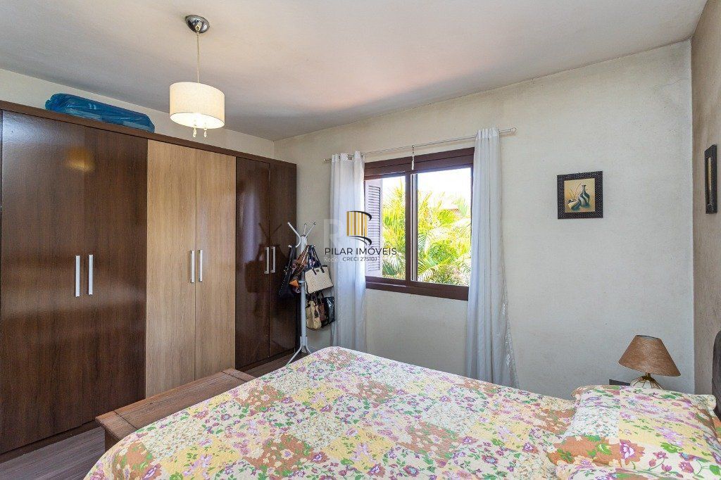 Casa na zona sul de 4 dormitórios 2 vagas - Espirito Santo