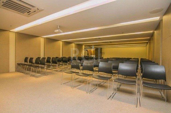 sala comercial no bairro Praia de Belas - andar alto