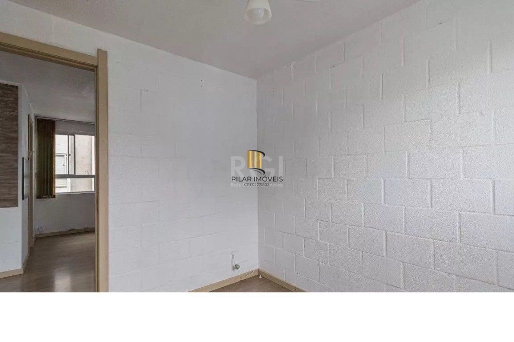 Apartamento para Venda - 37.58m², 2 dormitórios, 1 vaga - Rubem Berta