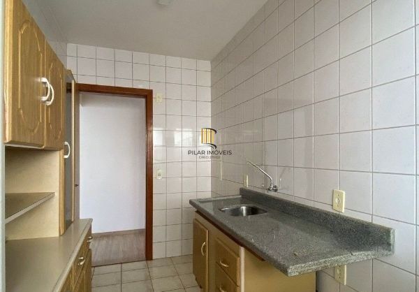 Apartamento na Cavalhada de 2 dormitórios e vaga