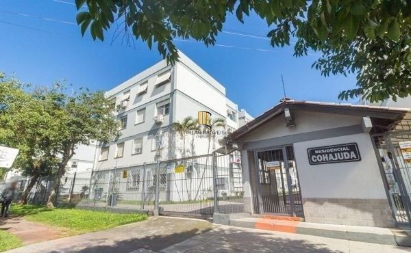 Apartamento no Camaquã de 3 dormitórios