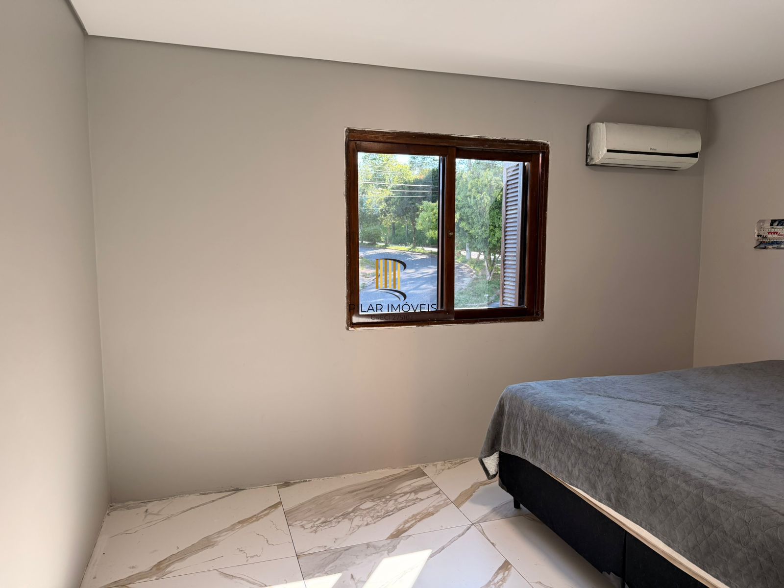 Casa 3 dormitórios no bairro Jardim Carvalho