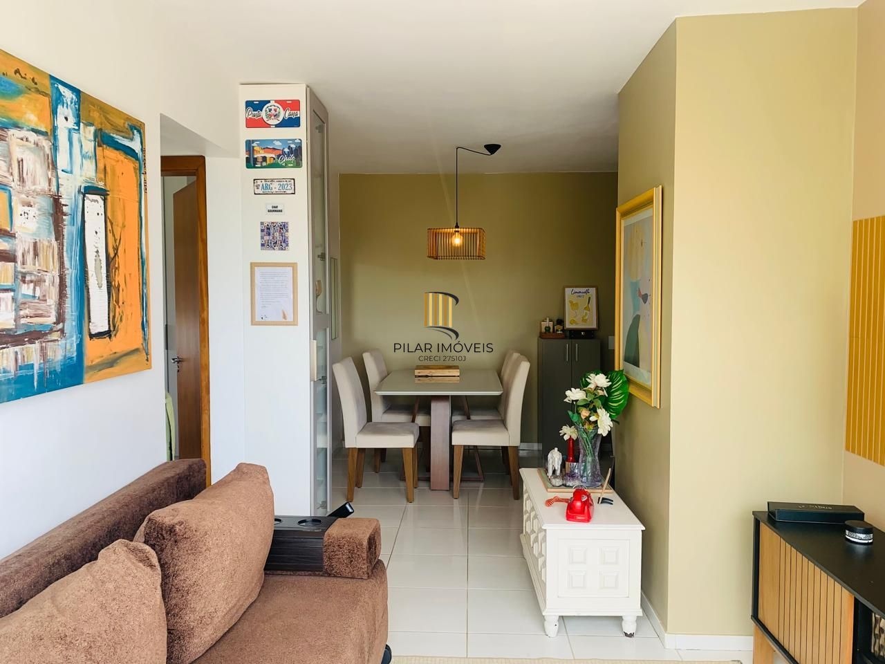 Apartamento no bairro Camaquã de 2 dormitórios vaga e infra