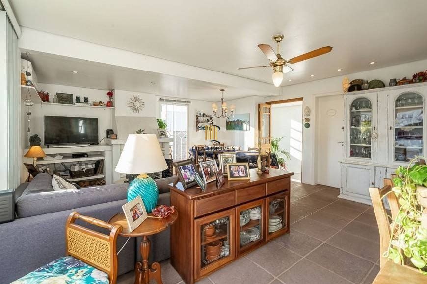 Cobertura no bairro Auxiliadora de 4 dormitórios e vaga