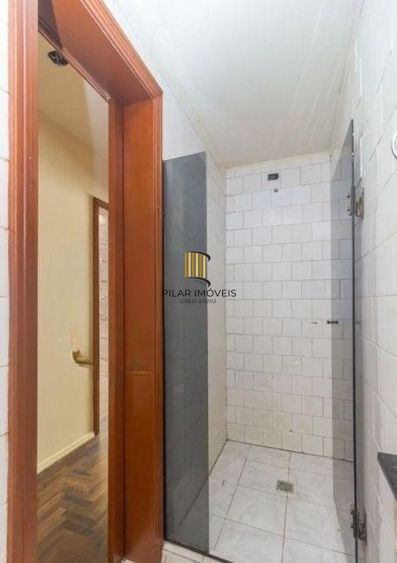 Apartamento no Camaquã de 3 dormitórios