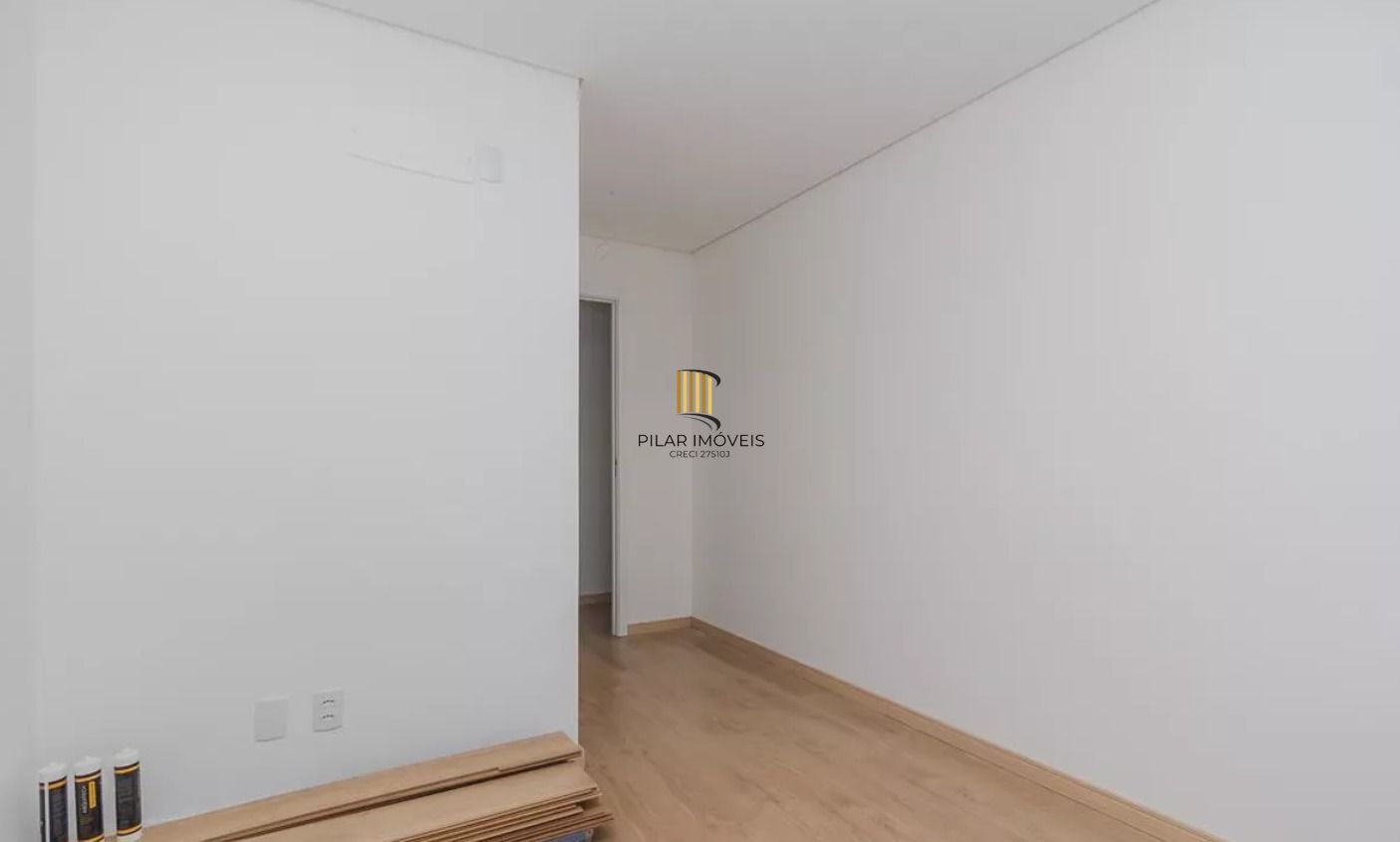 Apartamento NOVO no bairro Cristal de 2 dormitórios e vaga DESOCUPADO