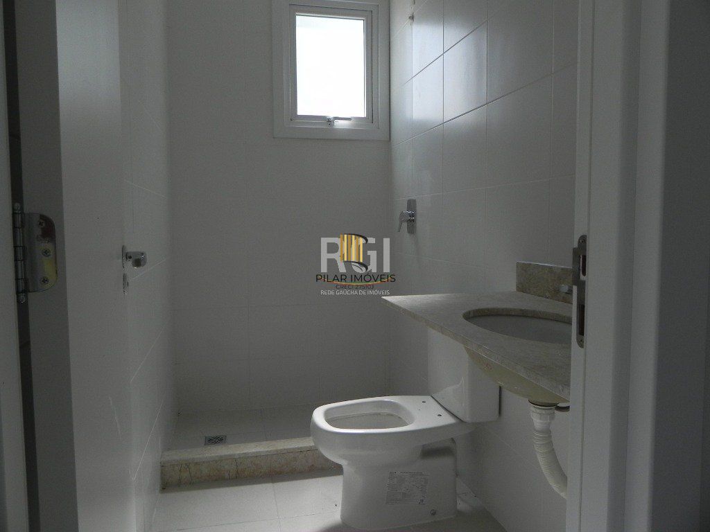 Sobrado para Venda - 97.56m², 3 dormitórios, sendo 1 suites, 3 vagas - Agronomia