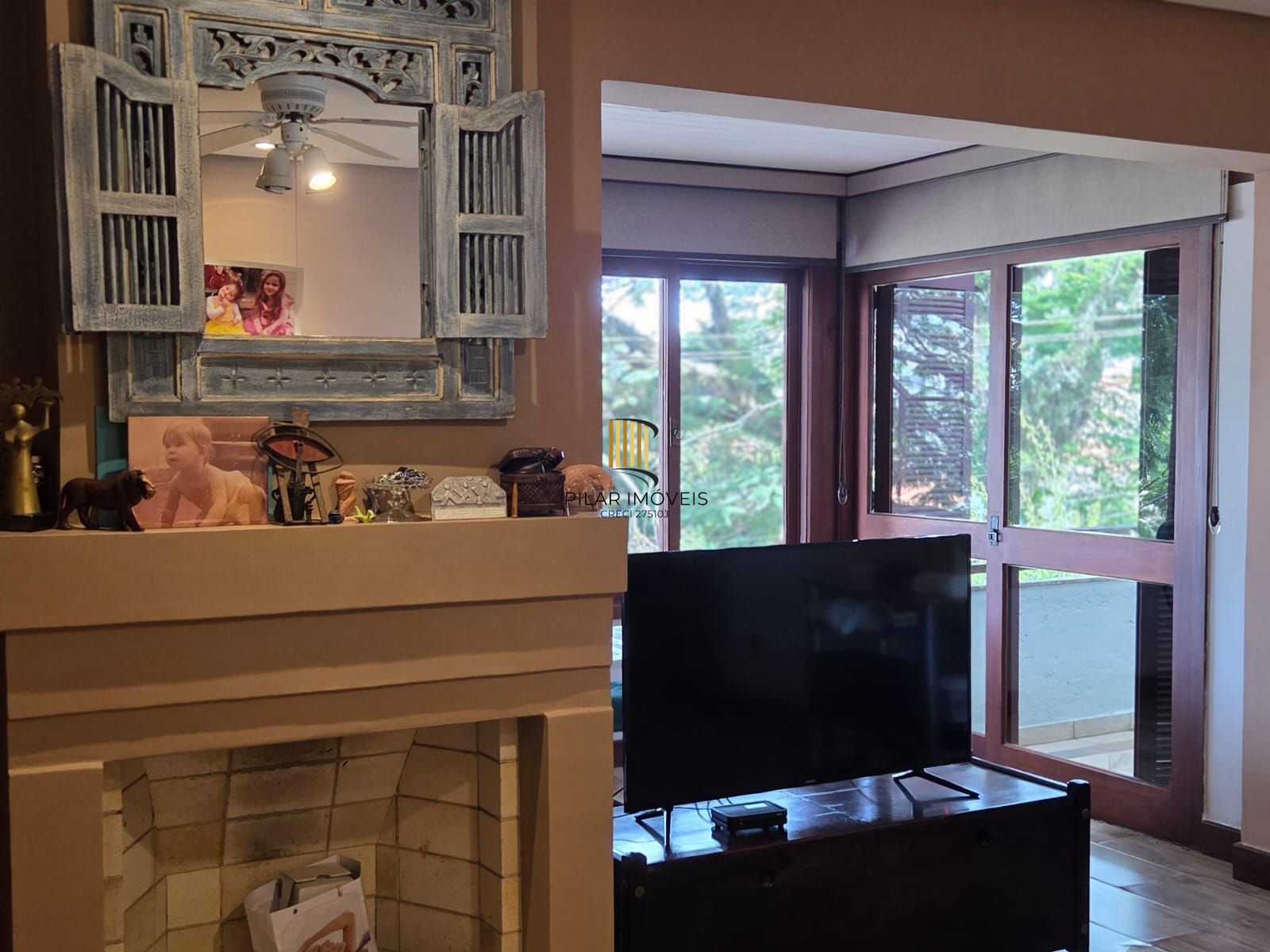 Casa de Condomínio 5 dormitórios no bairro Três Figueiras