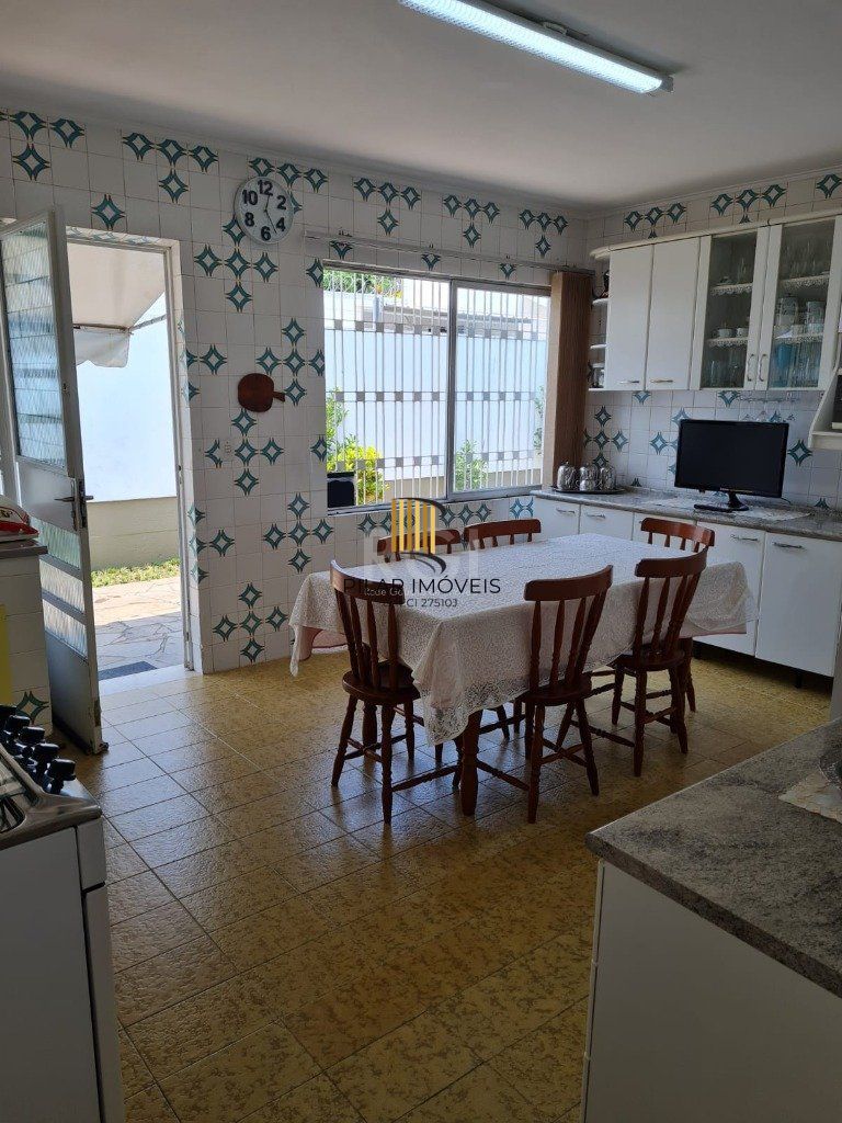 Casa para Venda - 188m², 3 dormitórios, sendo 1 suites, 3 vagas - Jardim Itu