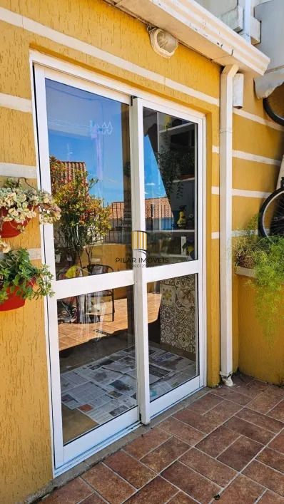 Casa de Condomínio 3 dormitórios no bairro Mário Quintana