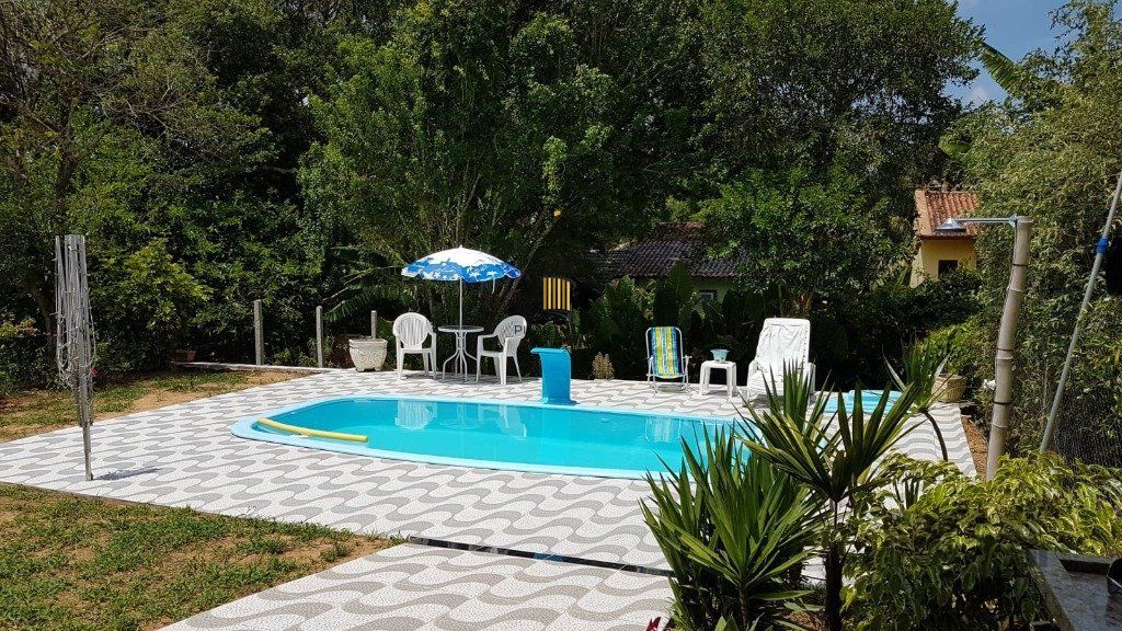 Casa no Condomínio Cantegrill em Viamão