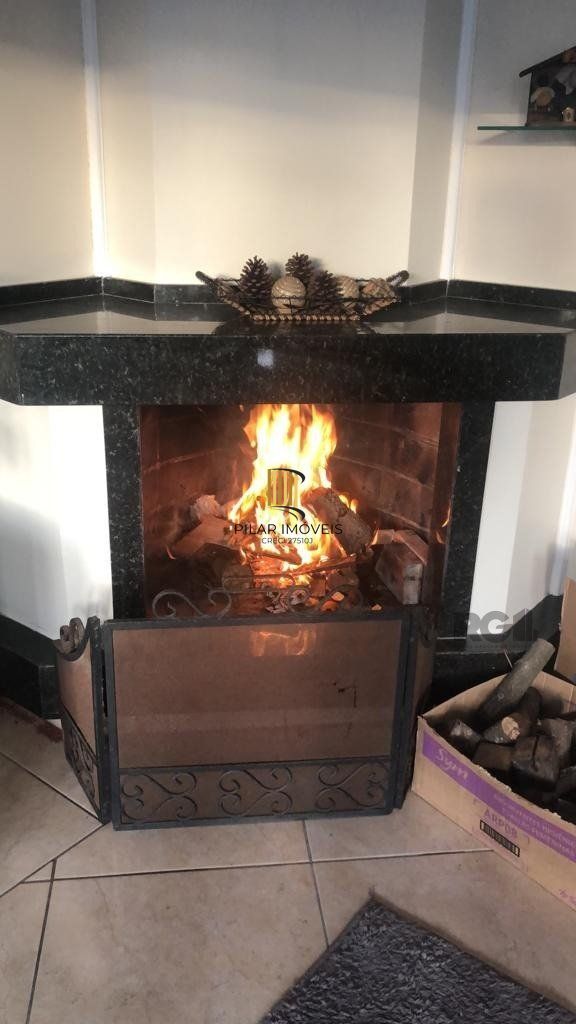 Casa 3 dormitórios + piscina + 4Vagas garagem + 2 quadras mar