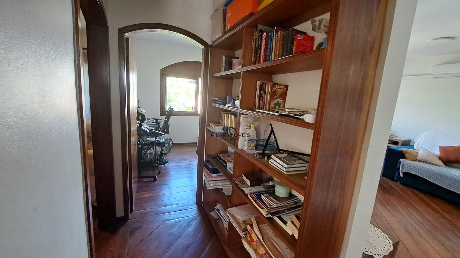 Cobertura no bairro Cristal de 3 dormitórios e 2 vagas