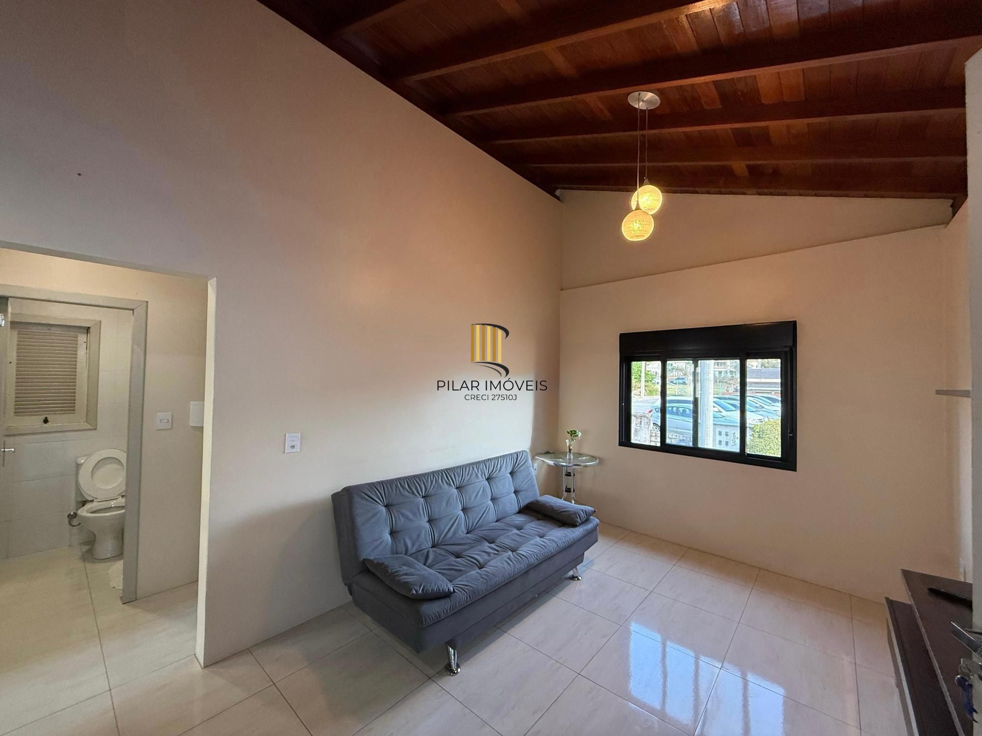 Apartamento 2 dormitórios no bairro Village