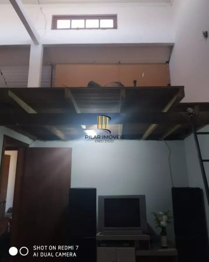 Casa 4 dormitórios no bairro Jardim Algarve