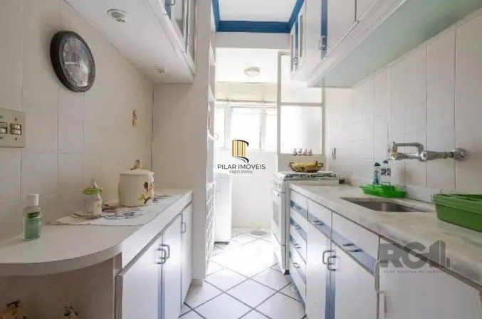Apartamento no Petrópolis de 1 dormitório e vaga